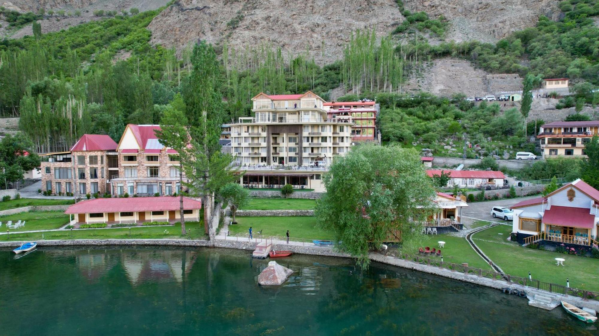 Tibet Hotel Skardu Dış mekan fotoğraf